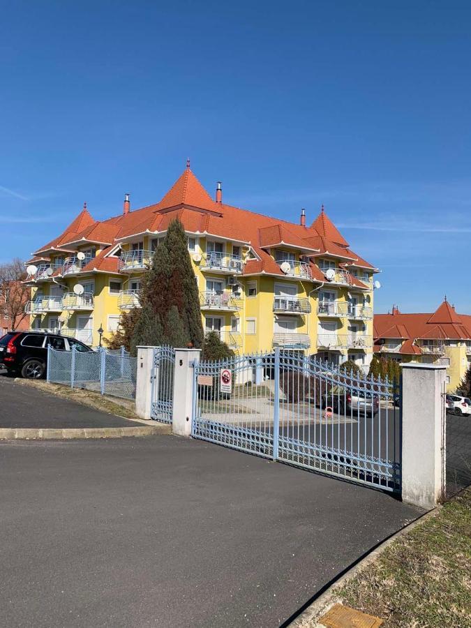 Hévíz Jade Apartman מראה חיצוני תמונה